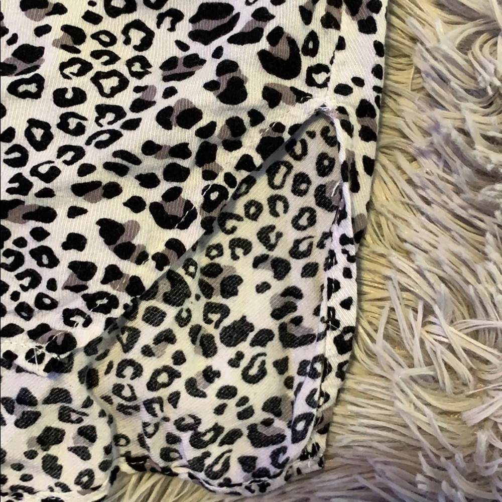 Leopard/Cheetah Print Blouse - Picture 5 of 5